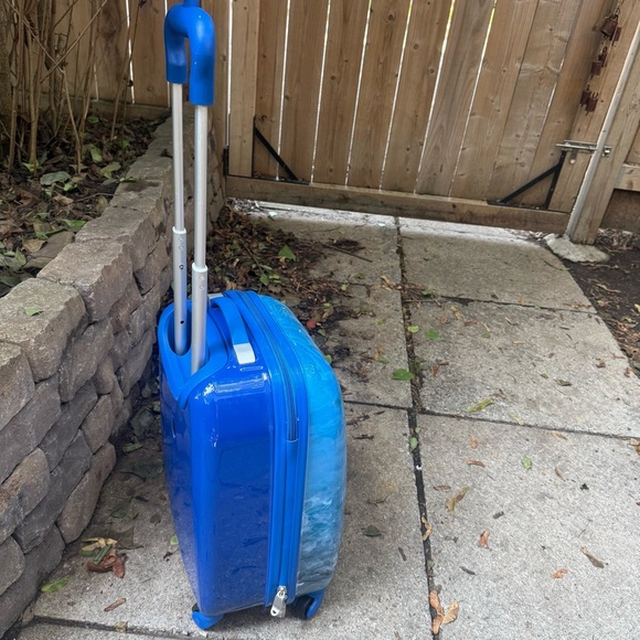 Heys Kids Superheros Rolling Luggage. Excellent Condition. - Picture 3 of 16